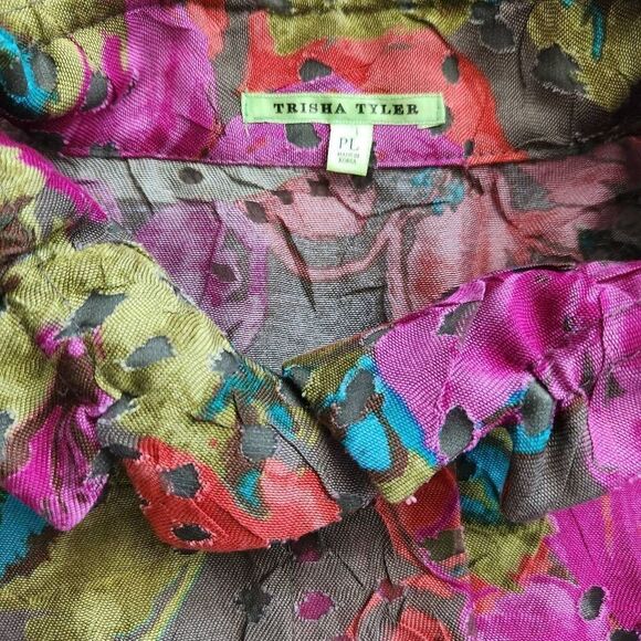 Trisha Tyler Blouse Top Womens Large Petite Floral Button Front Sheet Careerwear - Picture 4 of 6